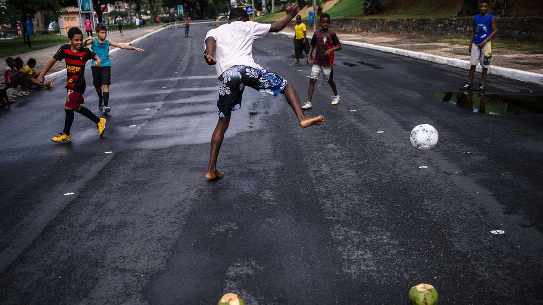 brazil kids street football
