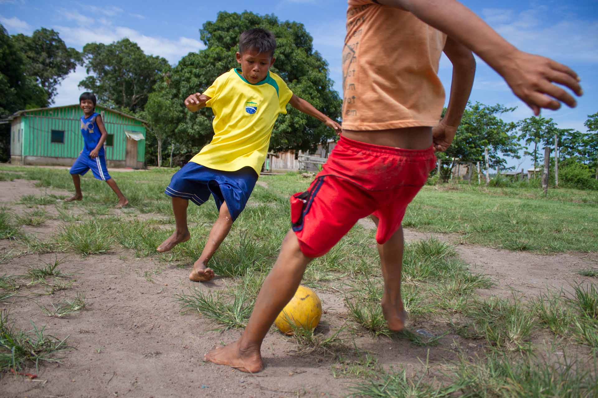 Urban Lens: Playing Football in the  Rainforest - Urban Pitch