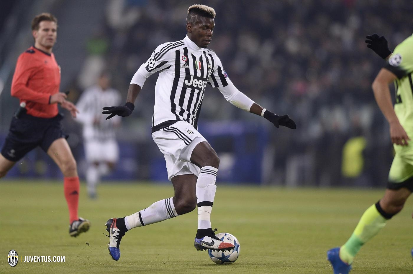 A Look Back at Paul Pogba's Most Iconic Looks - Urban Pitch