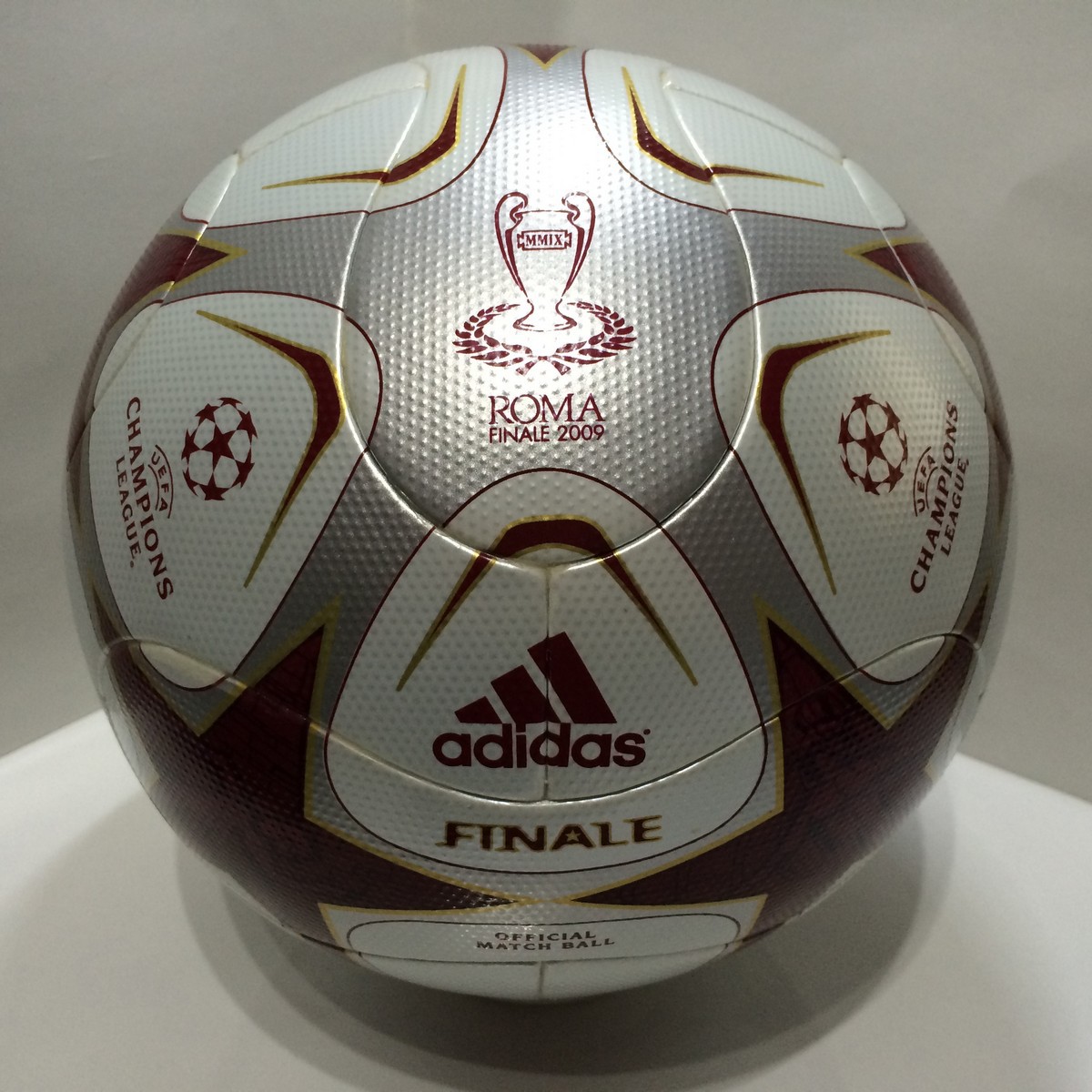 The 10 most beautiful Champions League match balls