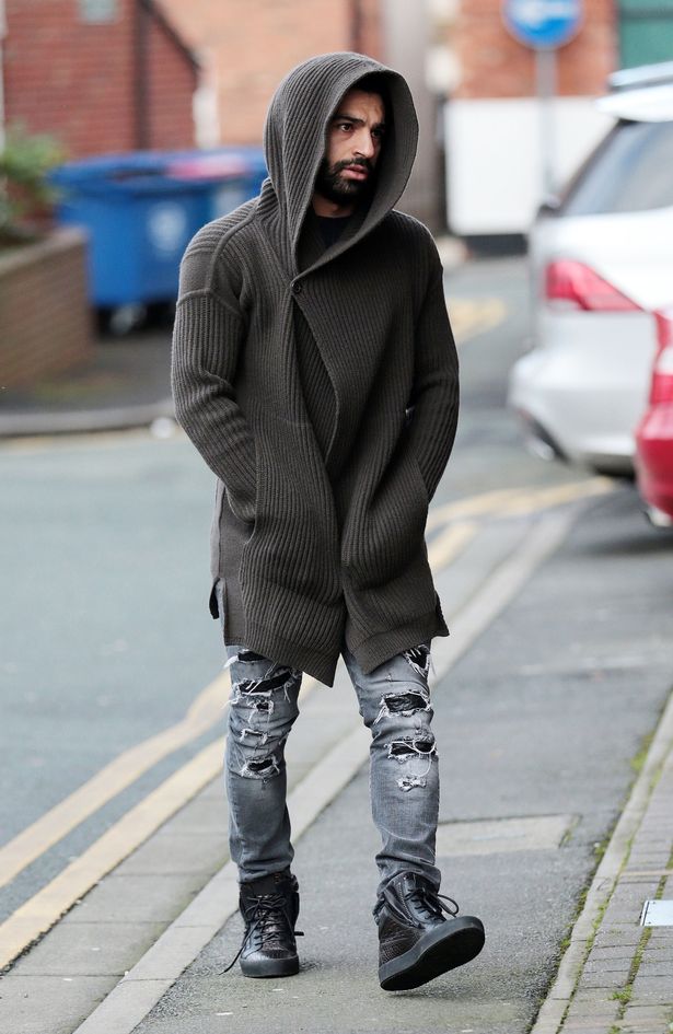 Hector Bellerin's style raises eyebrows at London Fashion Week - One of the  surprise stars of London Fashion Week