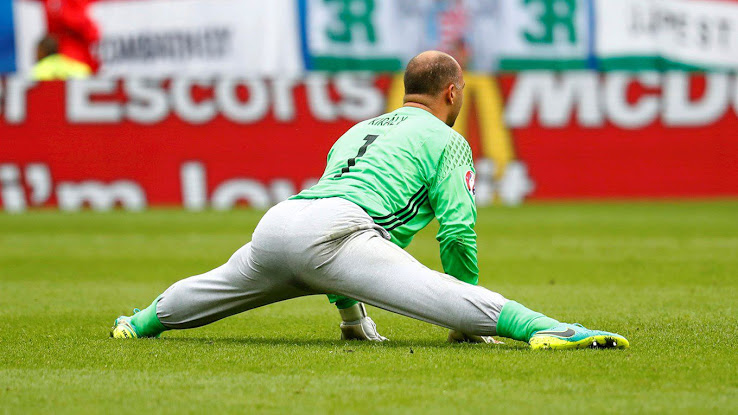 gabor kiraly pants