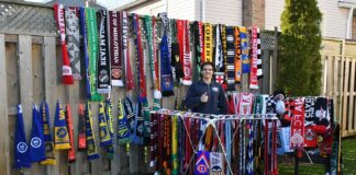 daniel robertson scarves