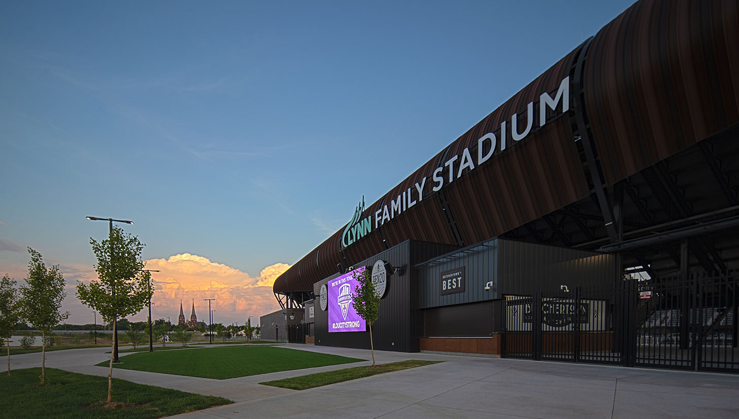 Descending the Pyramid: New-Look Louisville City FC Is At a Crossroads -  Urban Pitch