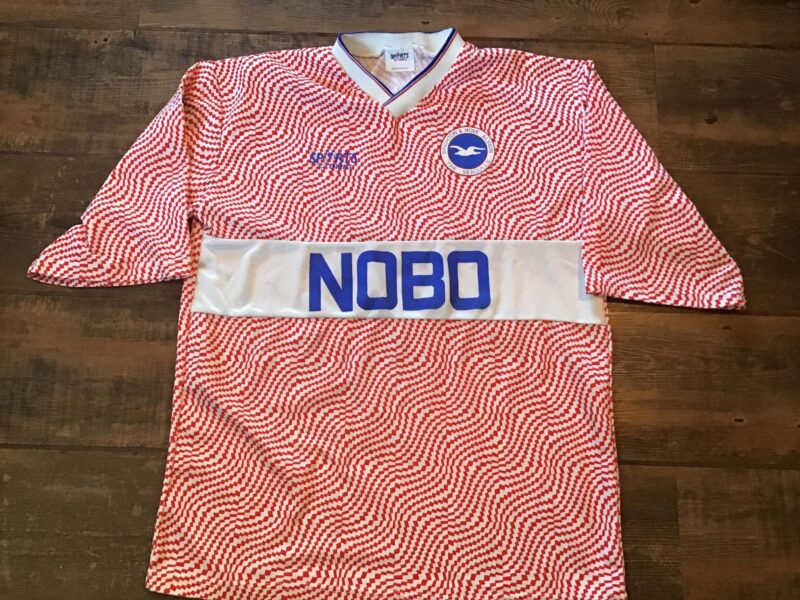 brighton hove and albion 1989 kit