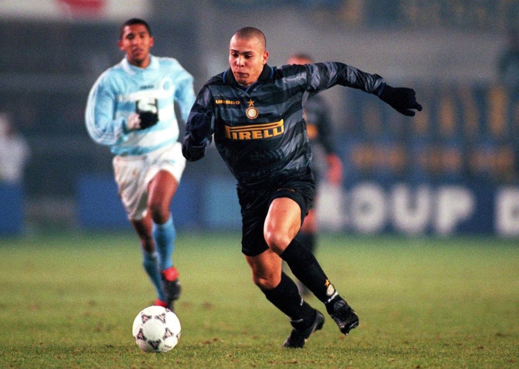 inter milan 1997-98 third kit