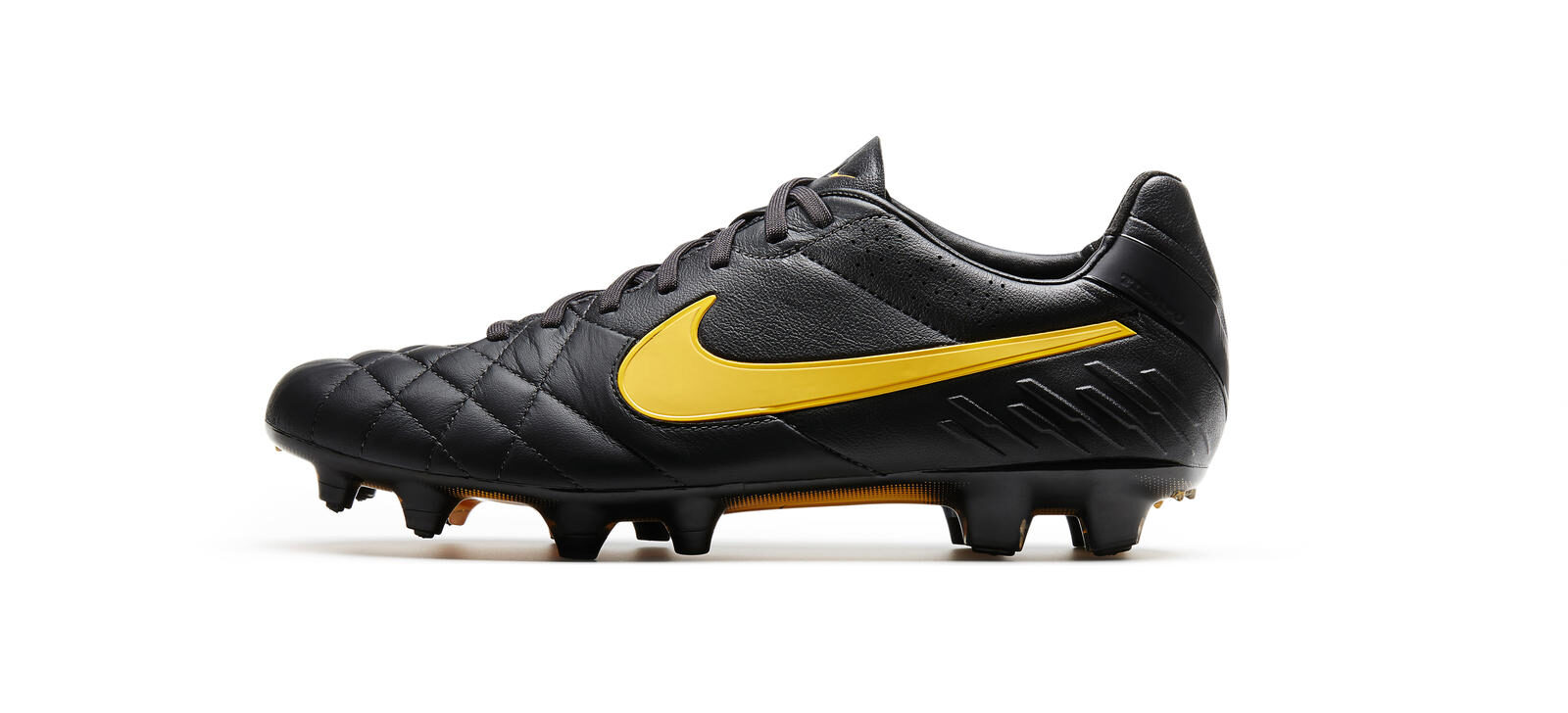 nike tiempo legend iv