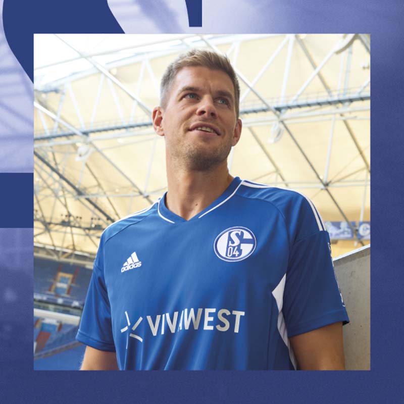 schalke 2022-23 kit