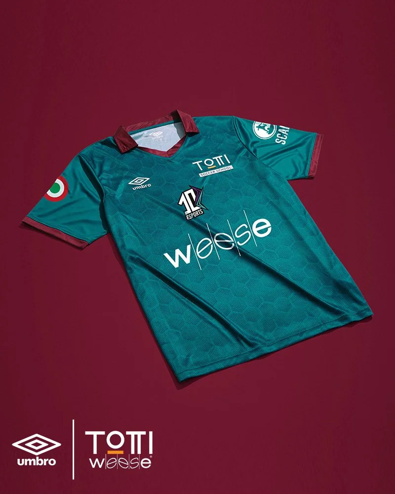 totti weese fc kit