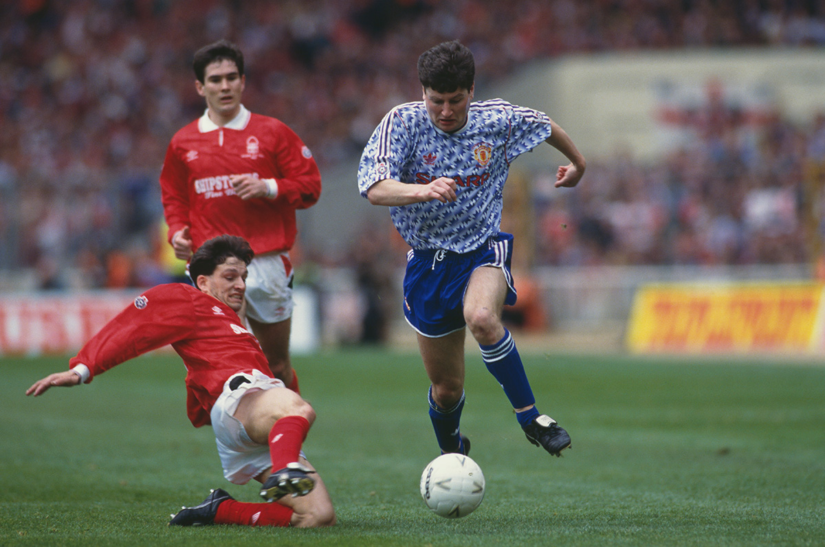 manchester united 1990-92 away kit