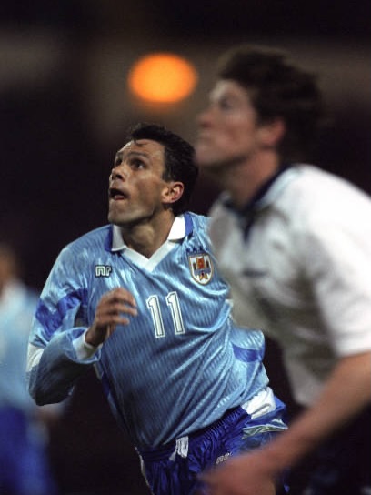 gustavo poyet