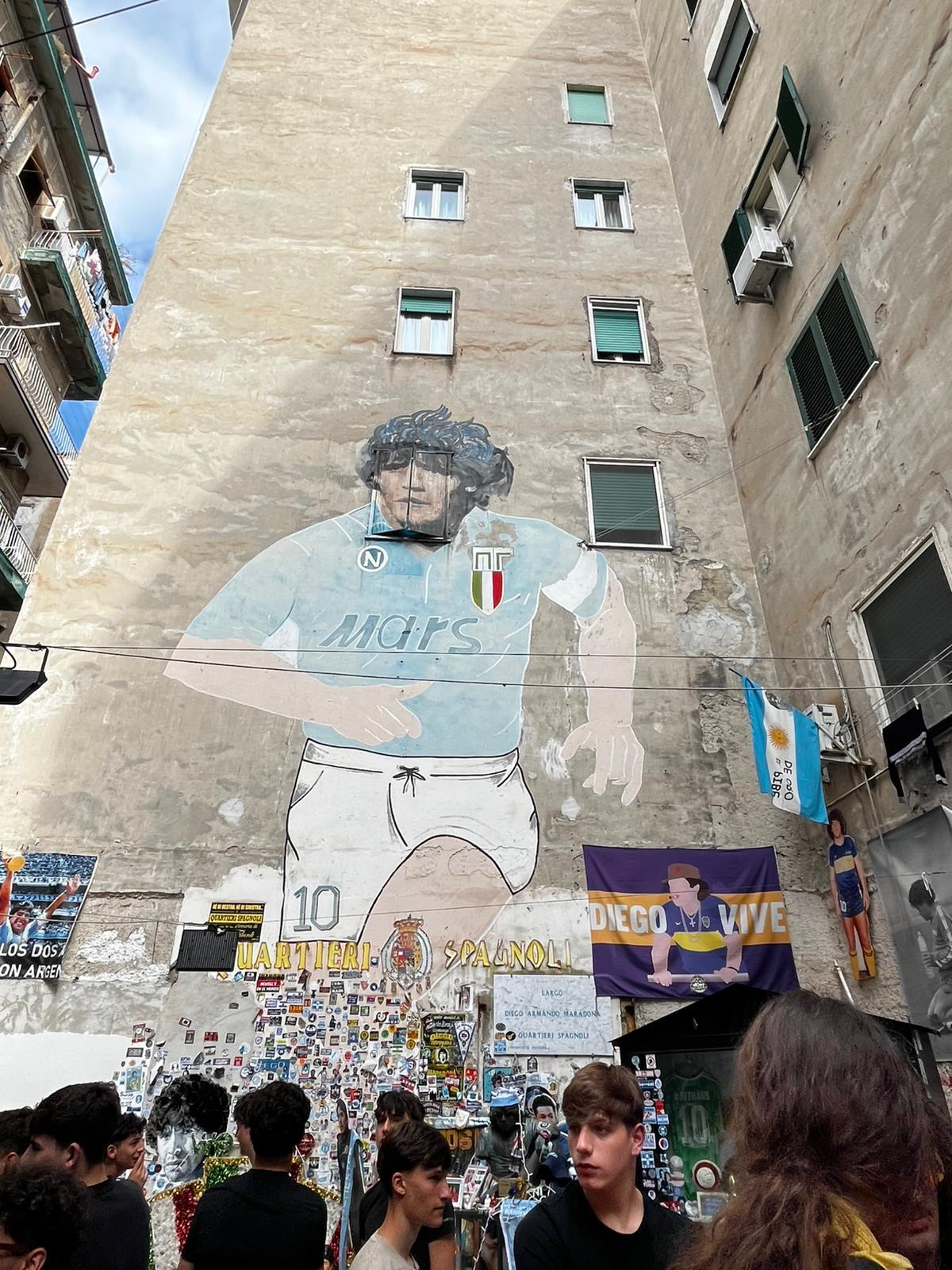 largo maradona
